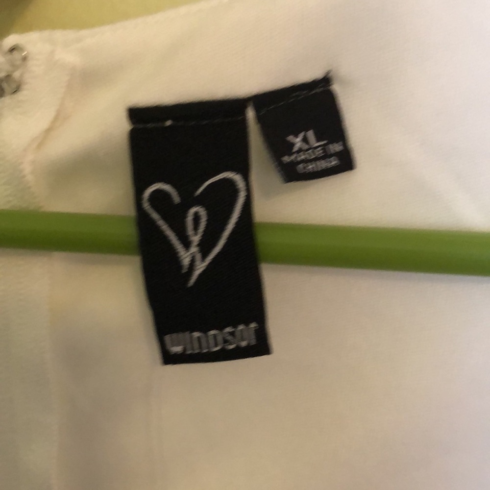 White Windsor Dress - Picture 9 of 13